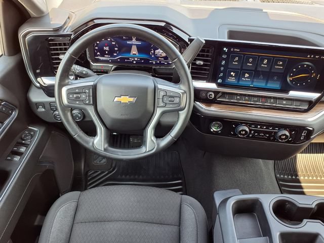 Used 2024 Chevrolet Silverado 1500 LT AWD/4WD image 6