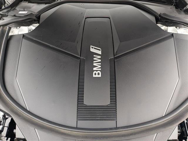 Used 2023 BMW i7 xDrive60 image 23