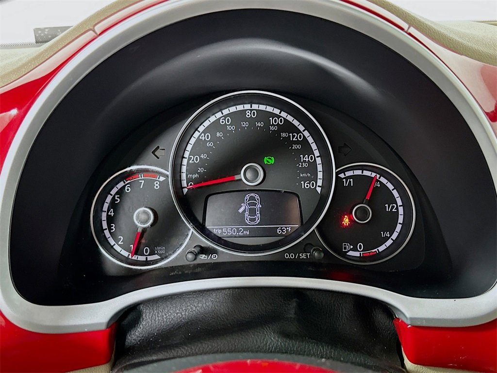 Used 2015 Volkswagen Beetle 1.8T image 12