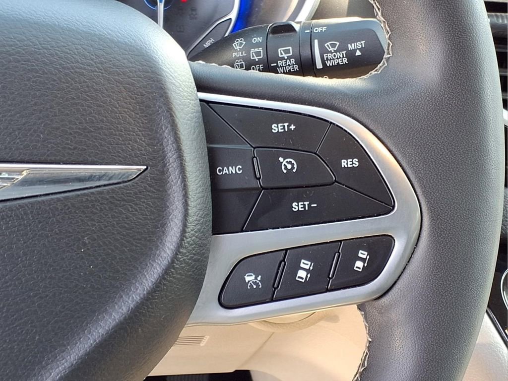 Used 2025 Honda Odyssey Sport-L image 17