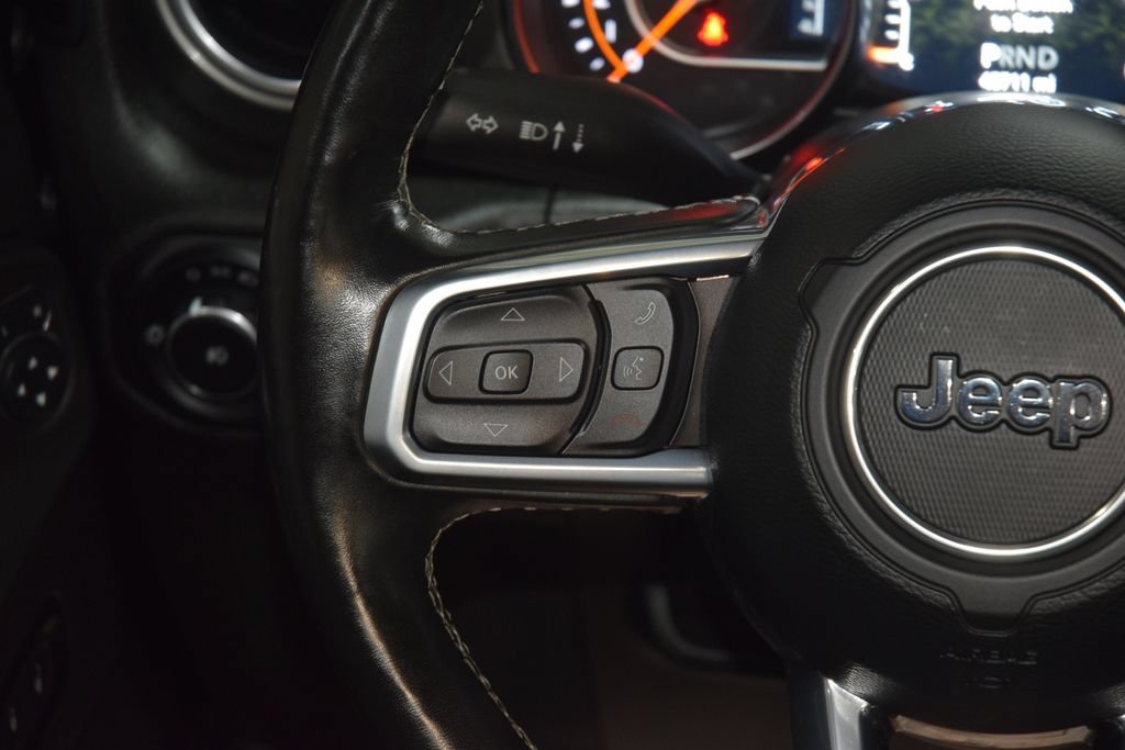 Used 2021 Jeep Wrangler Unlimited Sahara AWD/4WD image 38