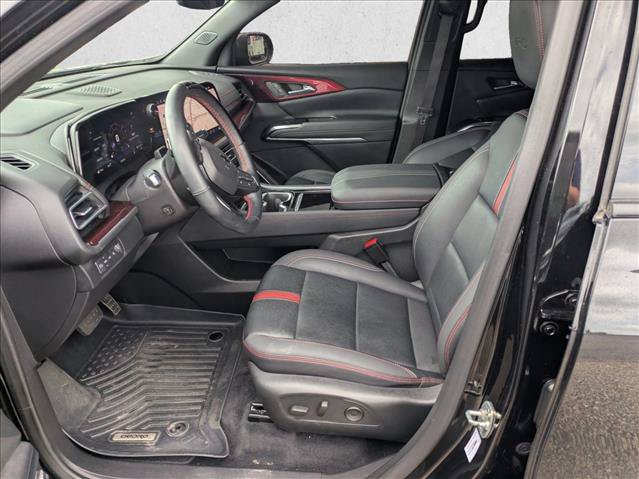 Used 2025 Chevrolet Traverse RS AWD/4WD image 15