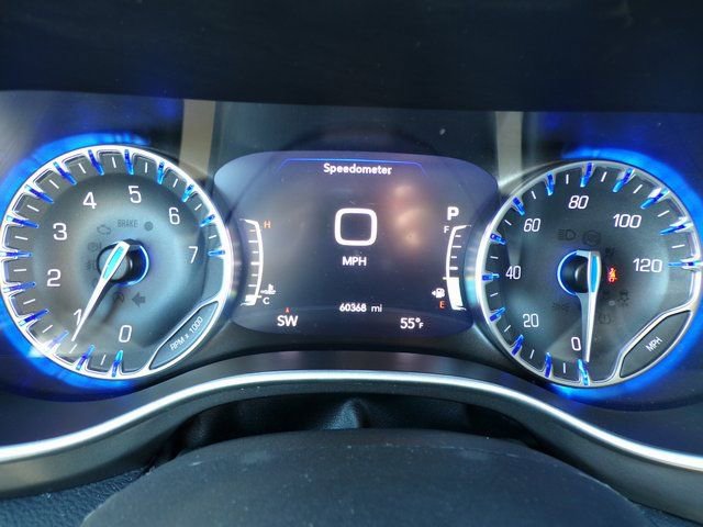 Used 2024 Chrysler Pacifica Touring-L image 18