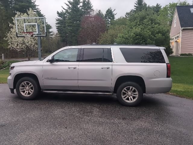 Used 2015 Chevrolet Suburban LT AWD/4WD image 2