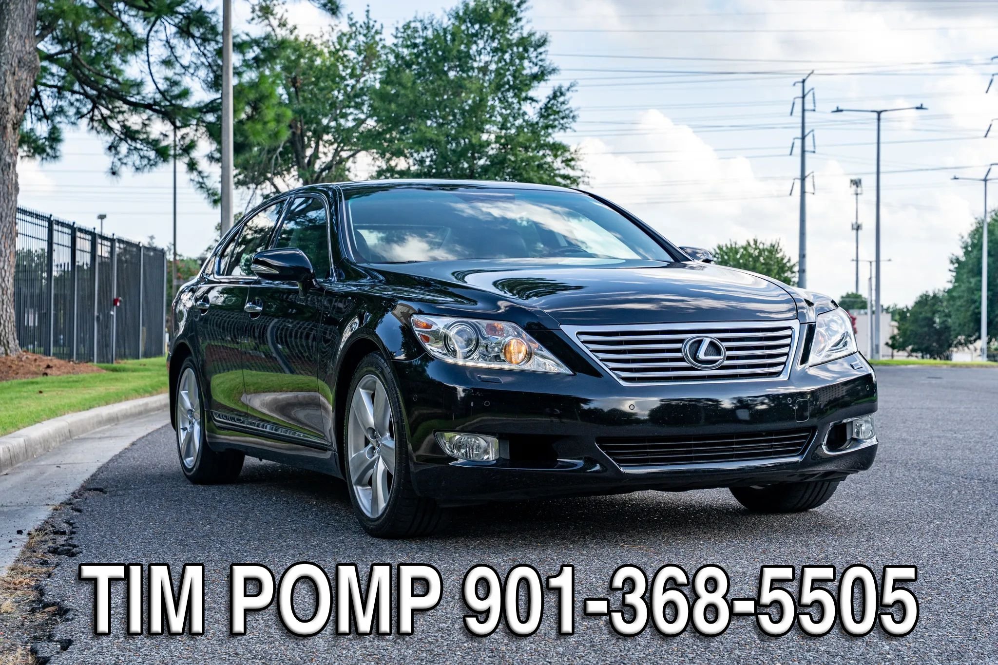 Used 2012 Lexus LS 460 w/ Comfort Pkg RWD image 3