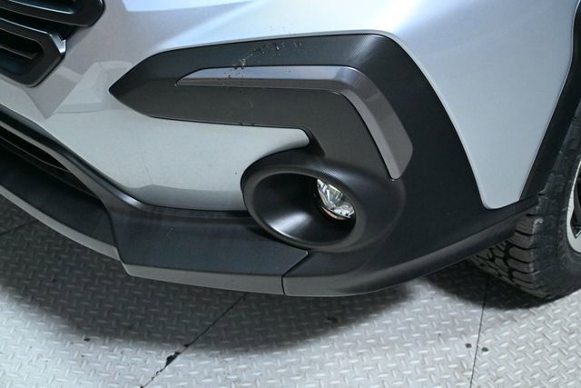 Used 2024 Subaru Crosstrek 2.5i Limited w/ Crosstrek Mirror Package image 16