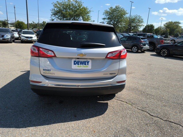 Used 2018 Chevrolet Equinox Premier image 4