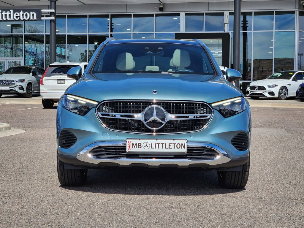 Used 2026 Mercedes-Benz GLC 300 4MATIC image 2