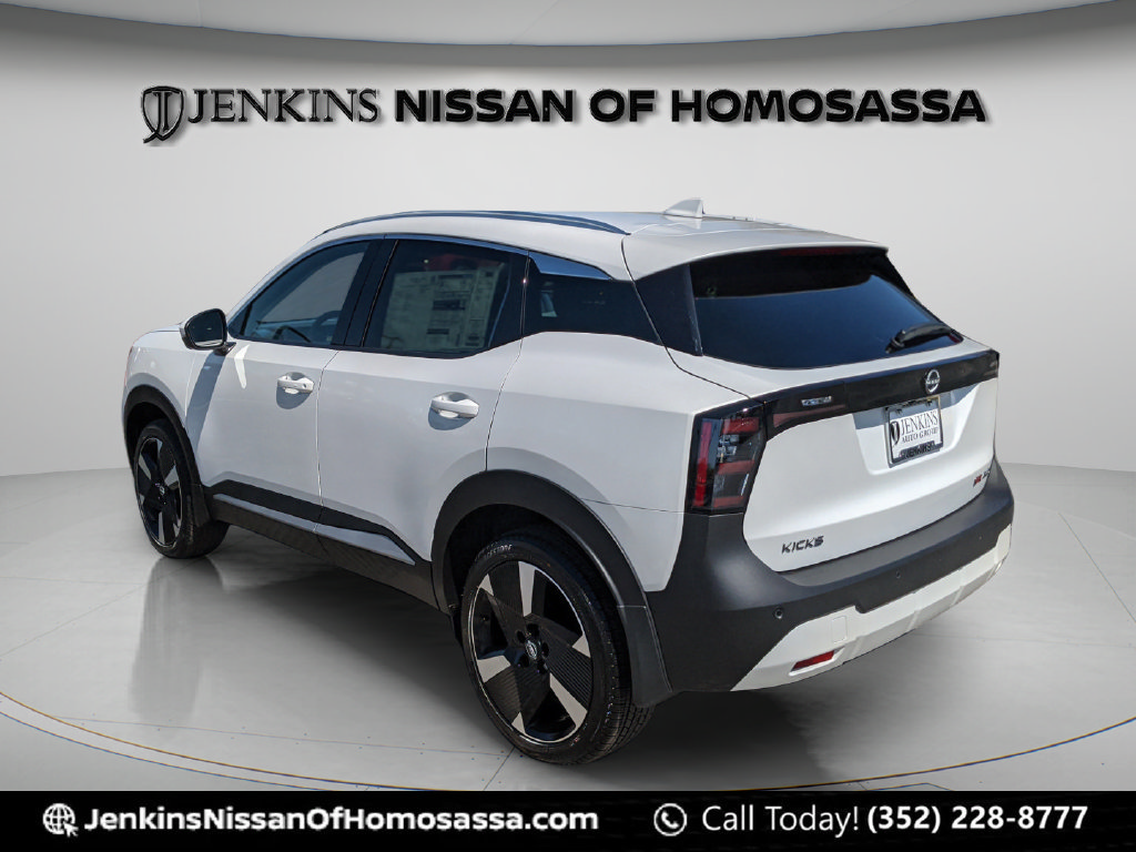 Certified 2025 Nissan Kicks SR AWD/4WD image 6