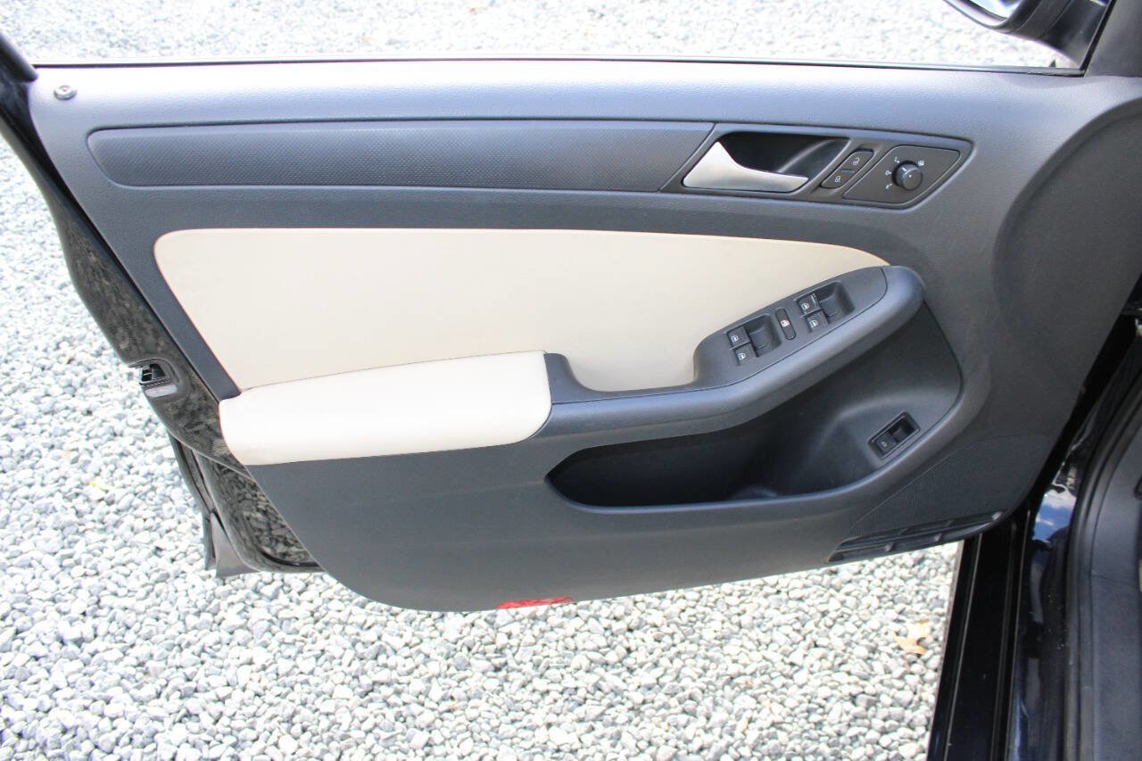 Used 2014 Volkswagen Jetta SE image 20