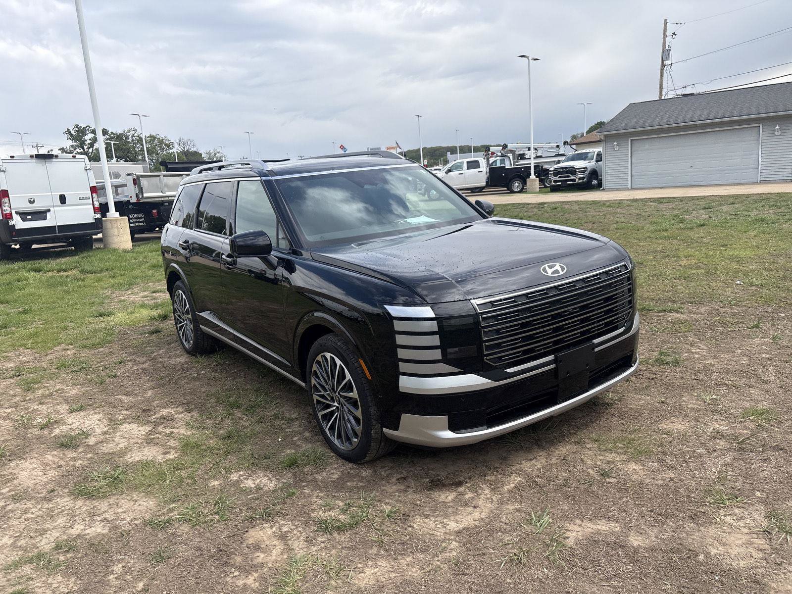 Used 2026 Hyundai Palisade Calligraphy AWD/4WD image 2