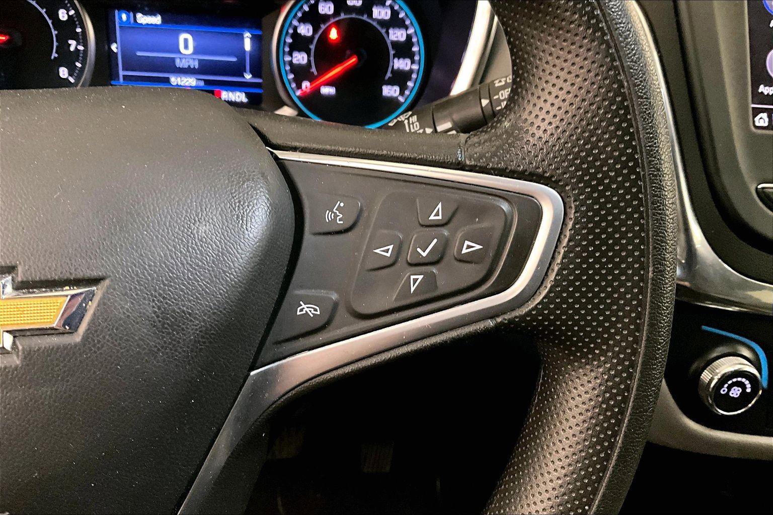 Used 2023 Chevrolet Equinox LS w/ LS Convenience Package image 18