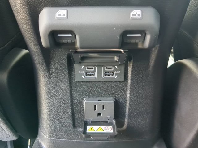 New 2026 Jeep Wrangler Unlimited Sahara AWD/4WD image 16