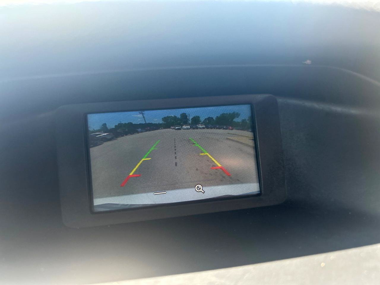 Used 2018 Ford Focus SE FWD image 15