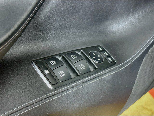 Used 2020 Tesla Model S Performance AWD/4WD image 17