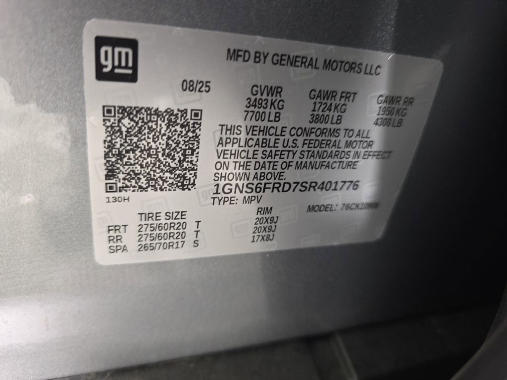 New 2025 Chevrolet Suburban Premier w/ Sun And Tow Package AWD/4WD image 11