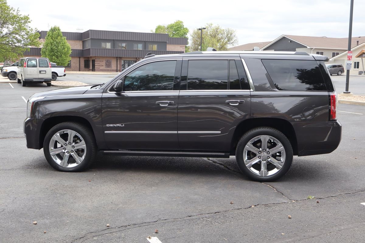 Used 2017 GMC Yukon Denali w/ Open Road Package AWD/4WD image 9