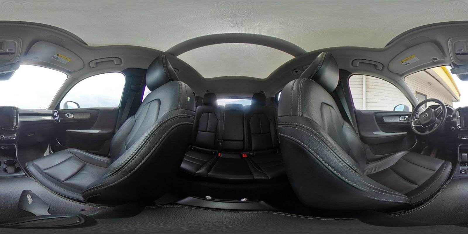 Used 2024 Volvo XC40 B5 Core AWD/4WD image 44