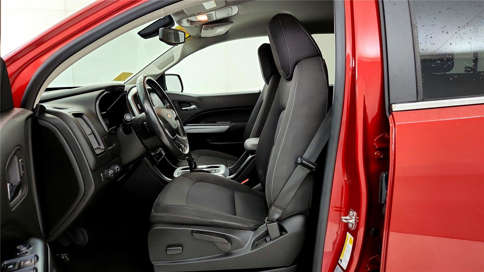 Used 2016 Chevrolet Colorado LT w/ LT Convenience Package image 25