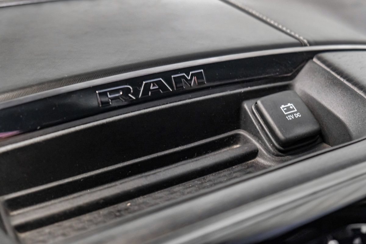Used 2024 RAM 3500 Limited AWD/4WD image 31