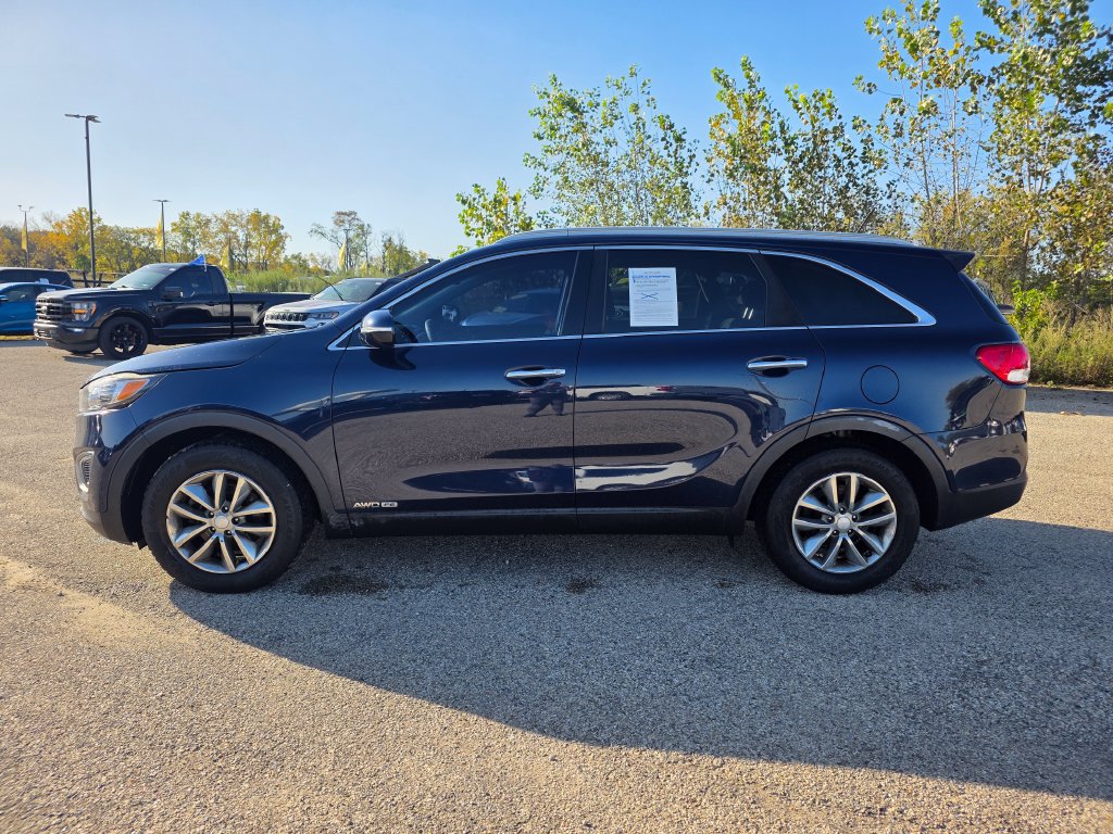 Used 2016 Kia Sorento LX AWD/4WD image 4