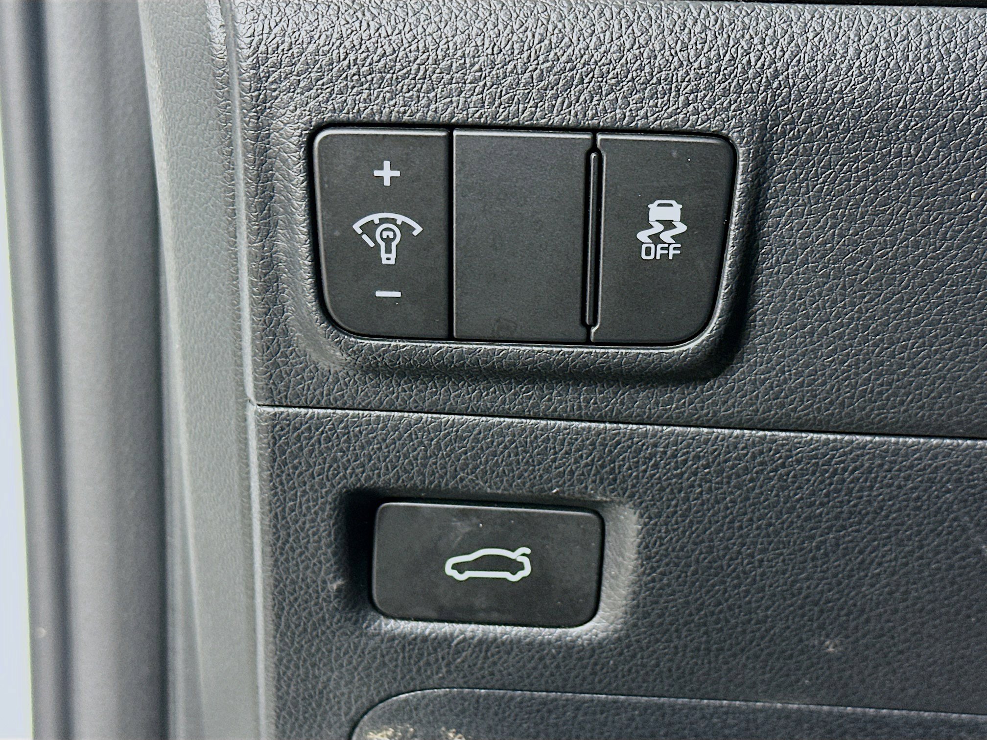 Used 2025 Kia K5 LXS image 17