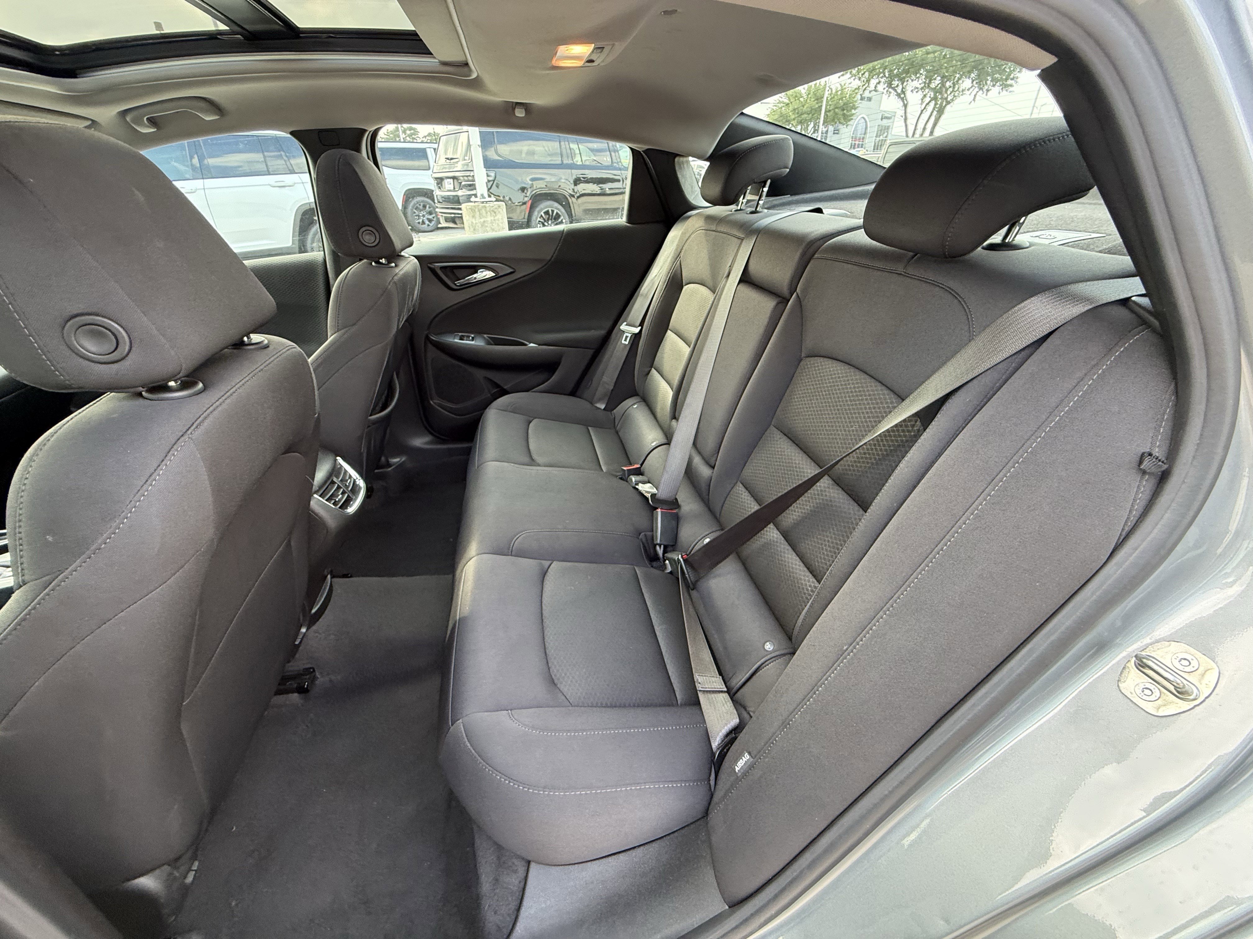 Used 2024 Chevrolet Malibu LT FWD image 30
