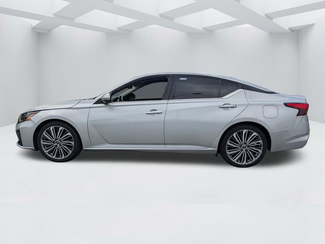 Used 2023 Nissan Altima 2.5 SL FWD image 9