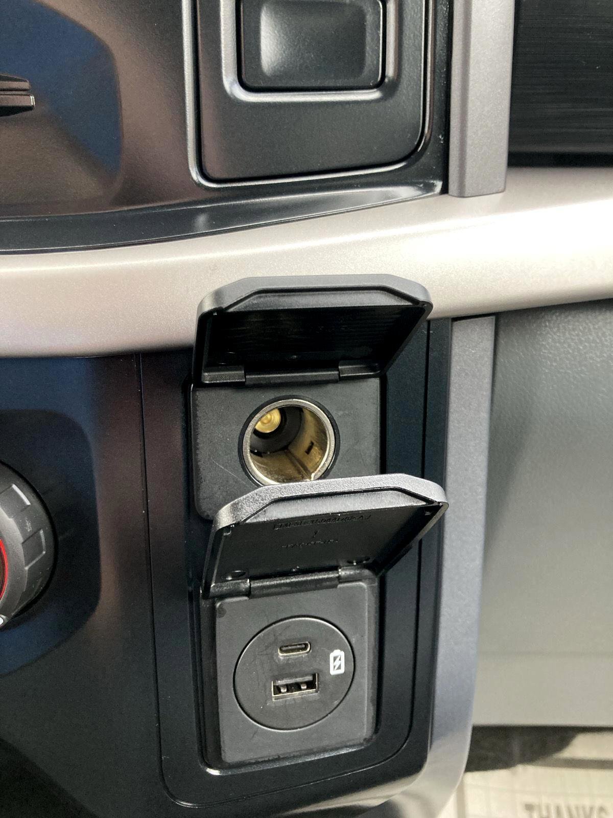 Used 2023 Ford F150 XLT image 22