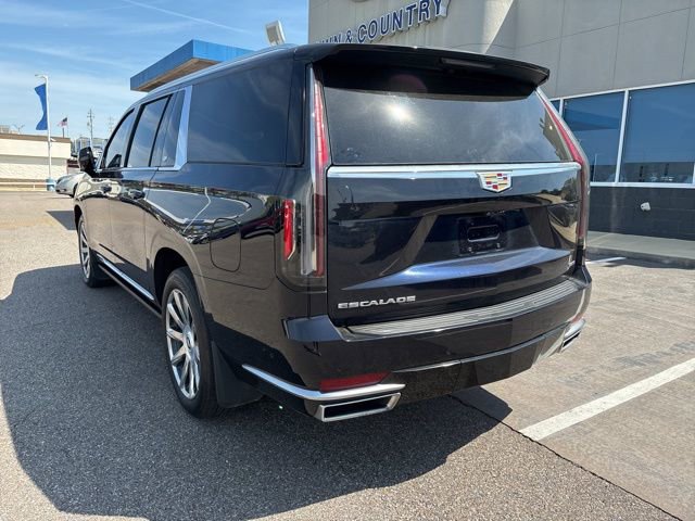 Used 2024 Cadillac Escalade ESV Premium Luxury Platinum image 5
