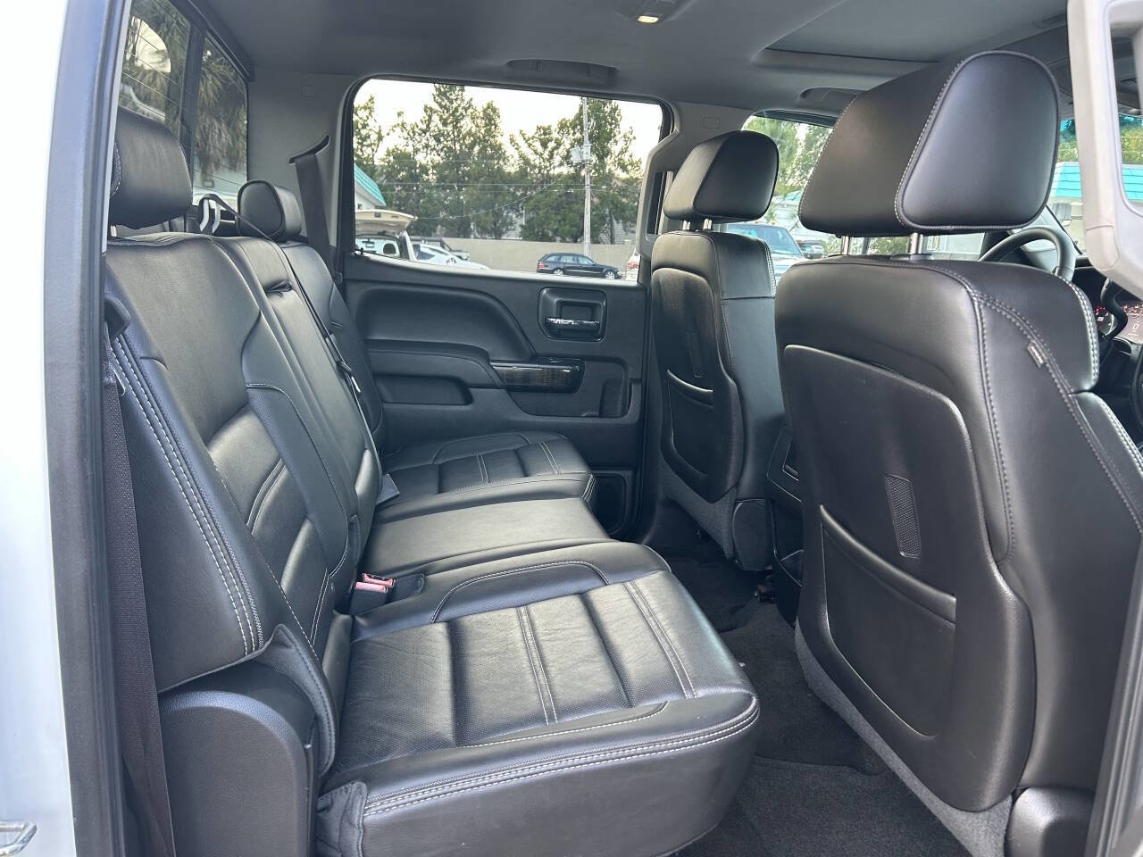 Used 2015 GMC Sierra 3500 Denali w/ Duramax Plus Package image 15