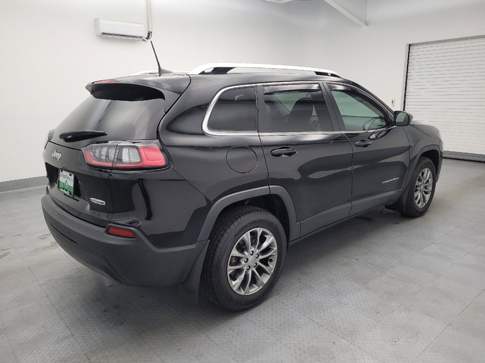 Used 2019 Jeep Cherokee Latitude Plus w/ Cold Weather Group AWD/4WD image 10