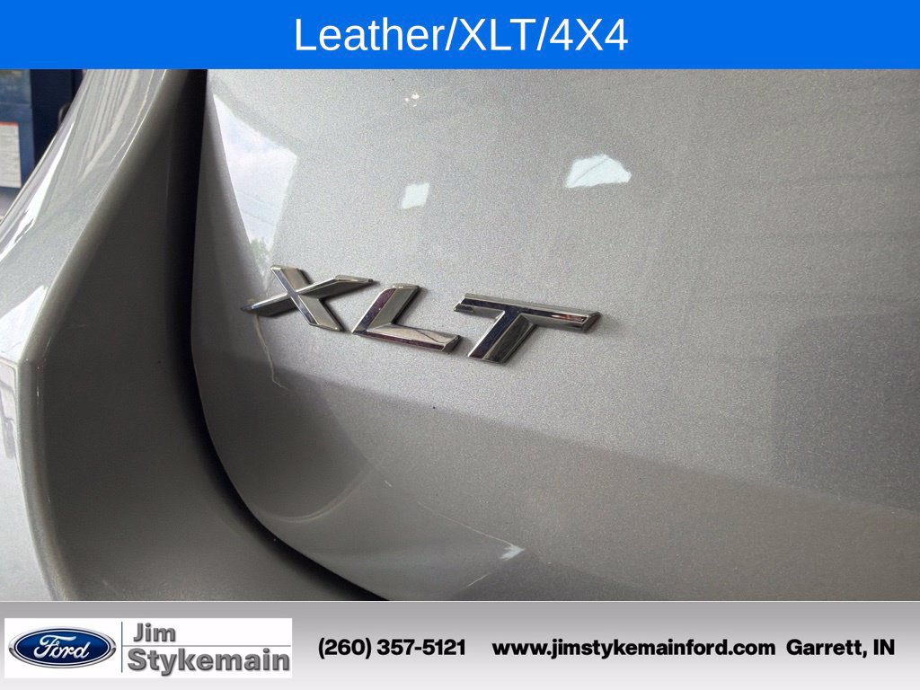 Used 2023 Ford Explorer XLT w/ XLT Sport Appearance Package AWD/4WD image 9