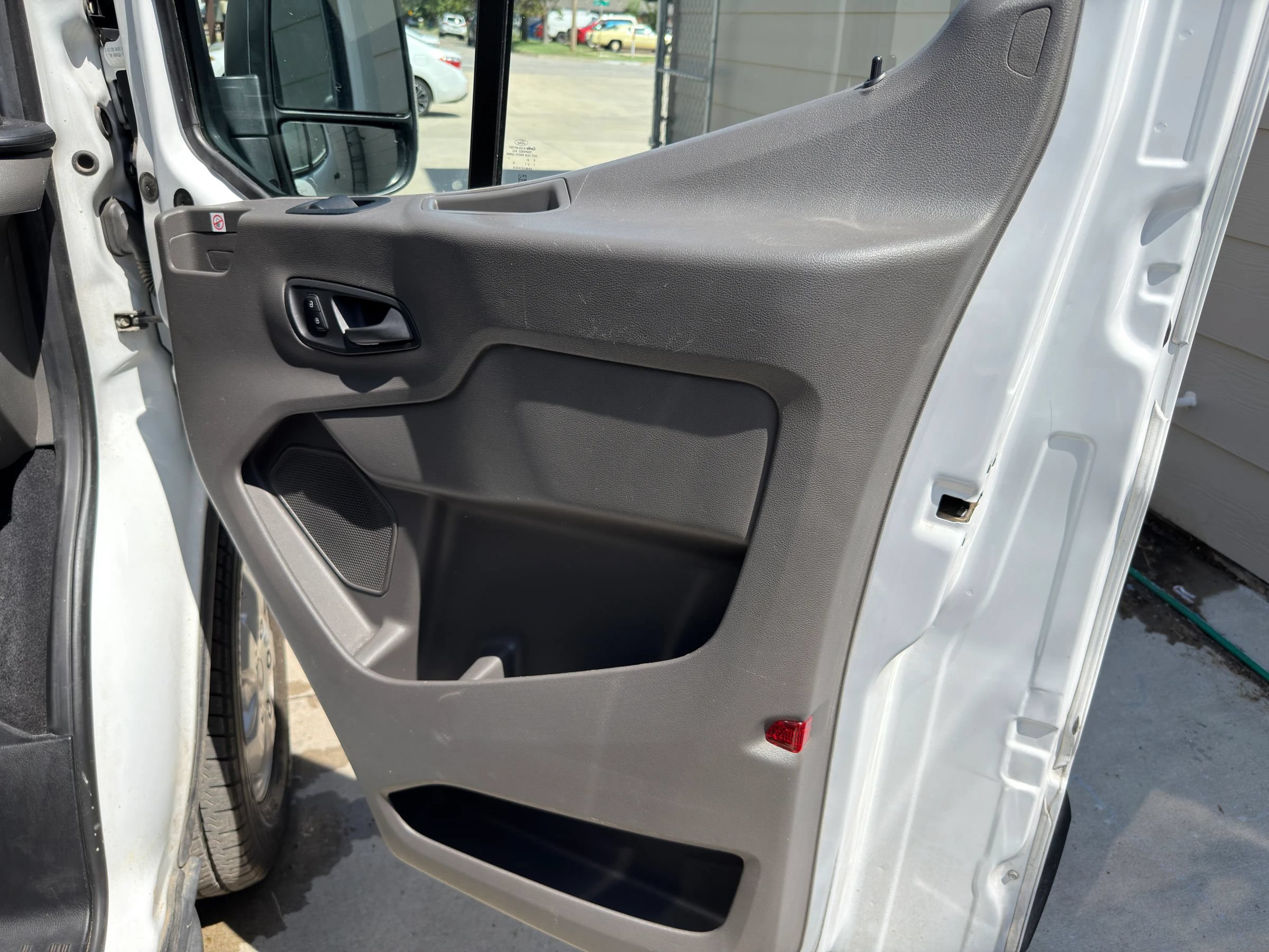 Used 2020 Ford Transit 350 XLT RWD image 25