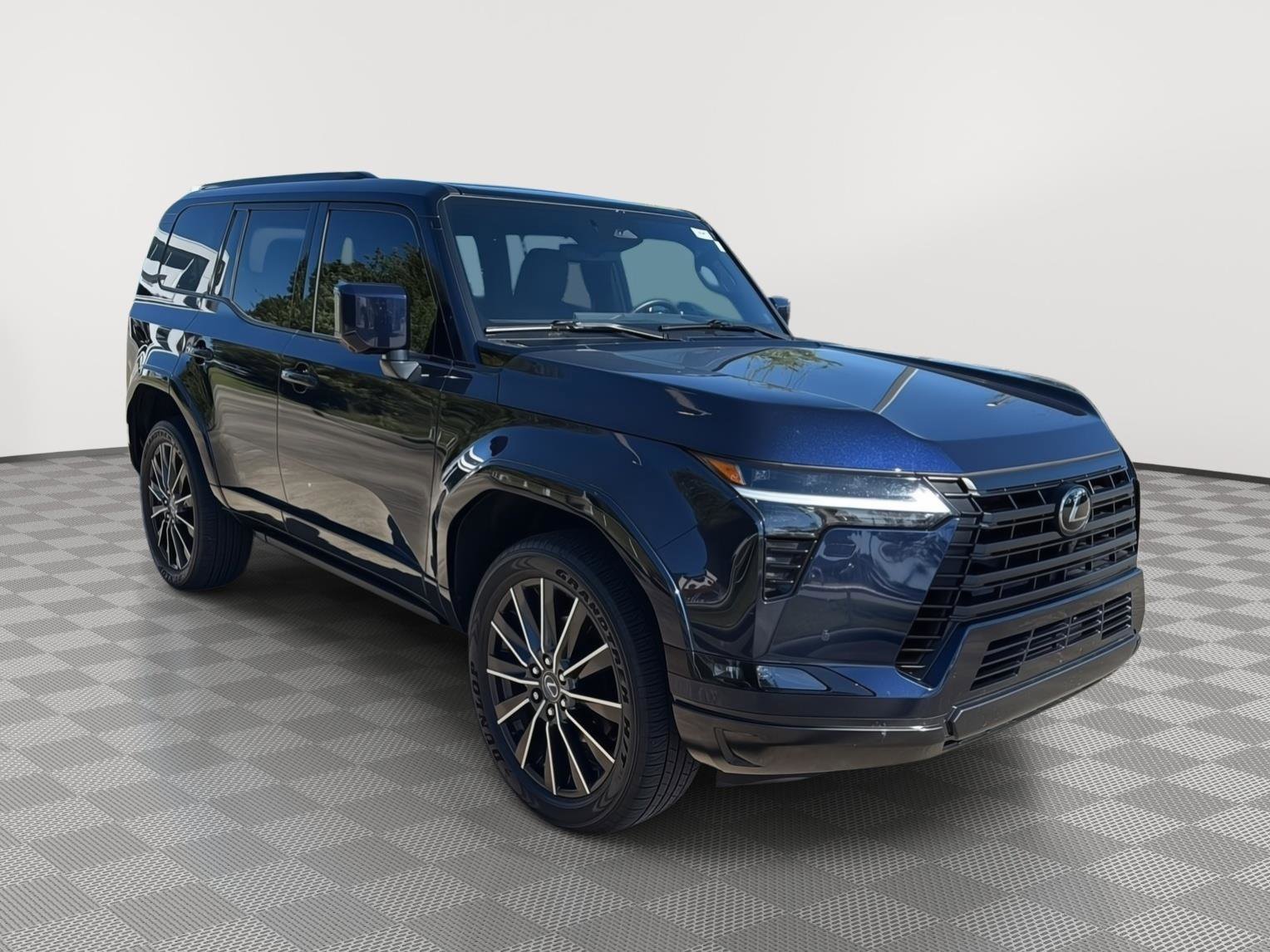 Used 2025 Lexus GX 550 w/ Accessory Package (Z1) image 7