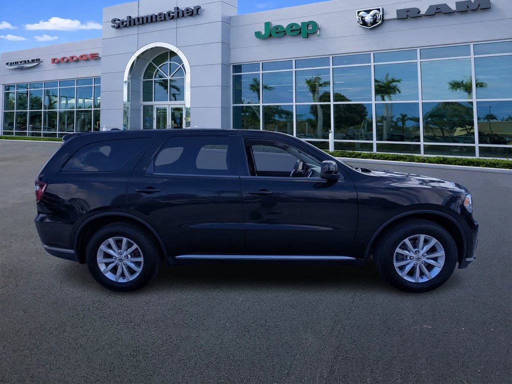 Used 2019 Dodge Durango SXT w/ 3rd Row Seating Group image 8