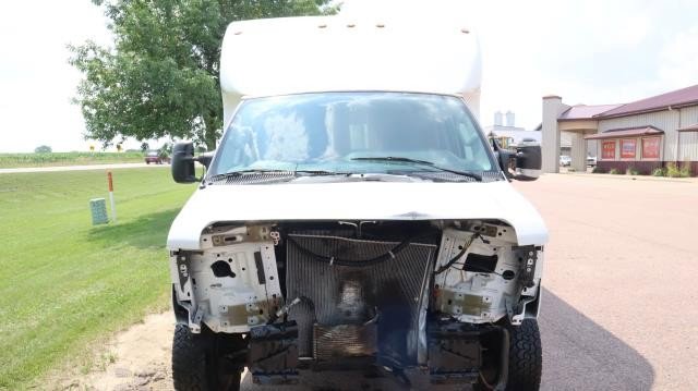 Used 2017 Ford E-350 and Econoline 350 Super Duty image 7