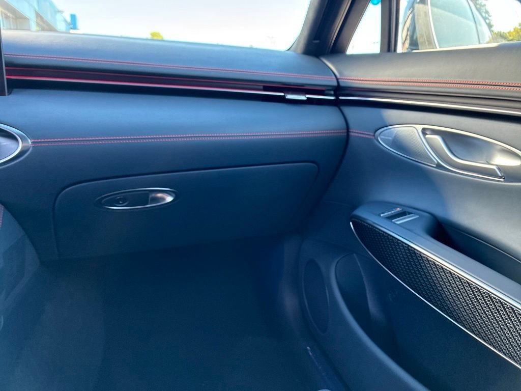 New 2027 Genesis GV70 3.5T Prestige AWD/4WD image 43