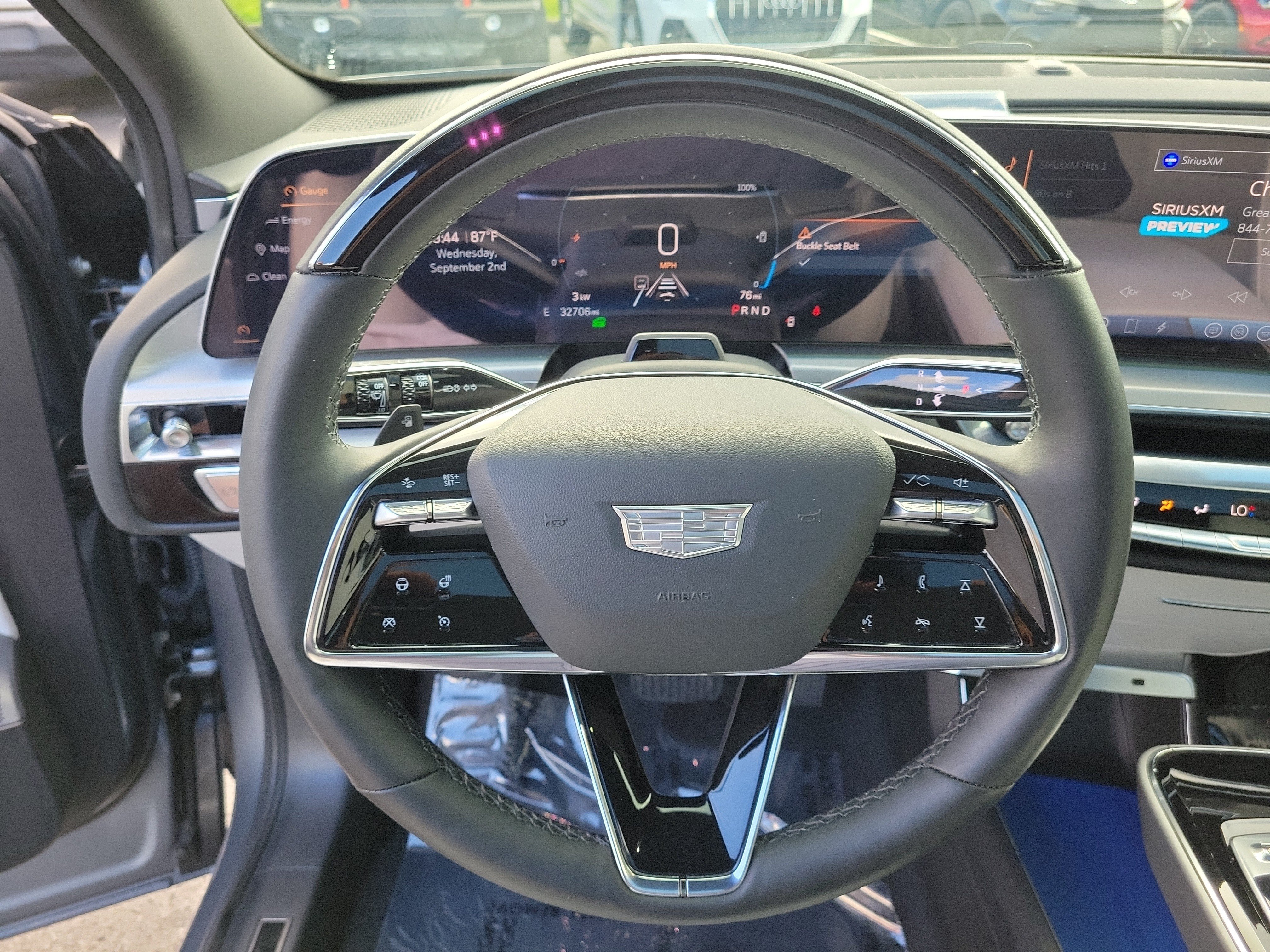 Used 2023 Cadillac Lyriq 2WD image 28