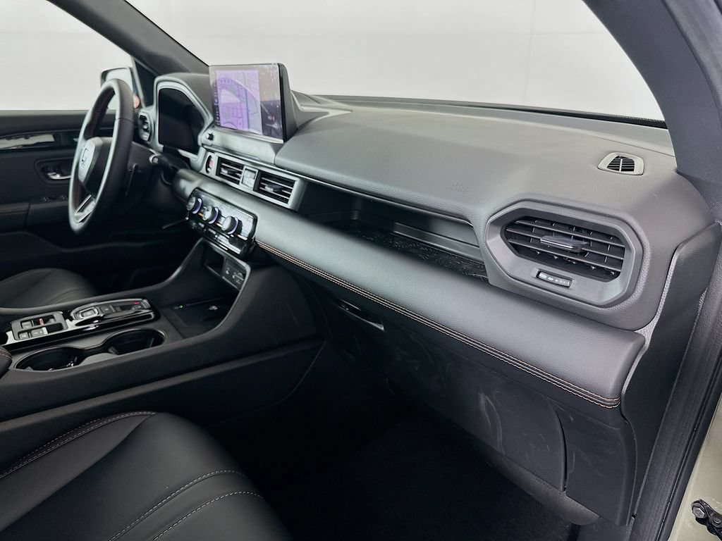 Certified 2026 Honda Pilot TrailSport image 32