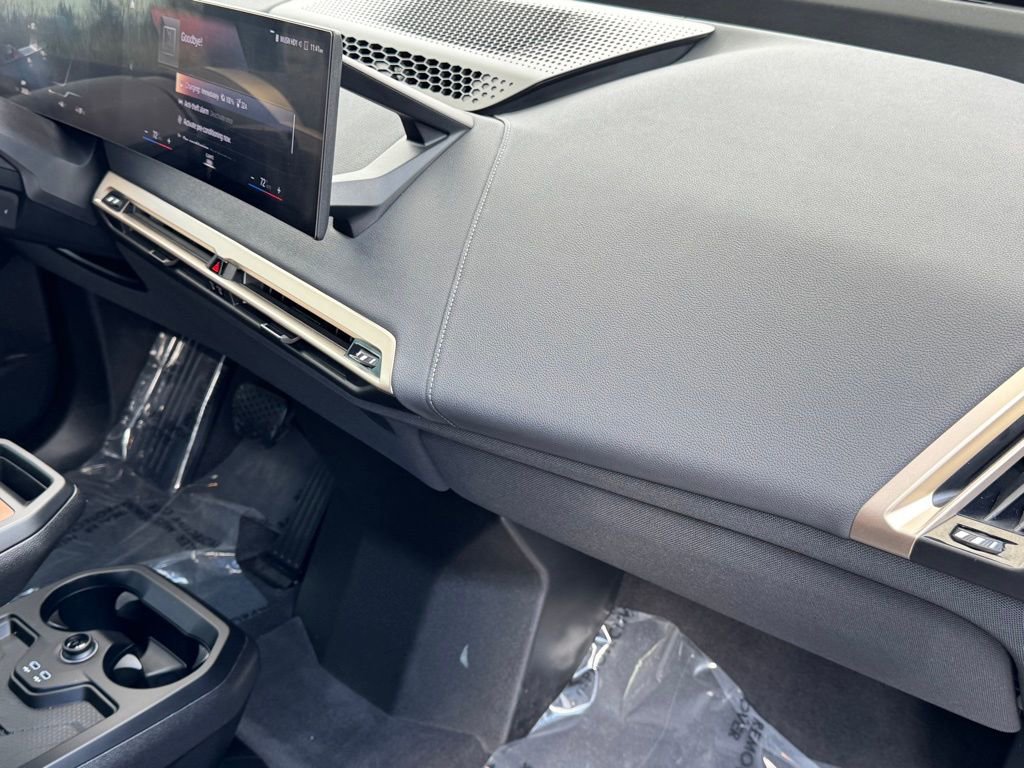 Certified 2023 BMW iX xDrive50 w/ Premium Package image 28
