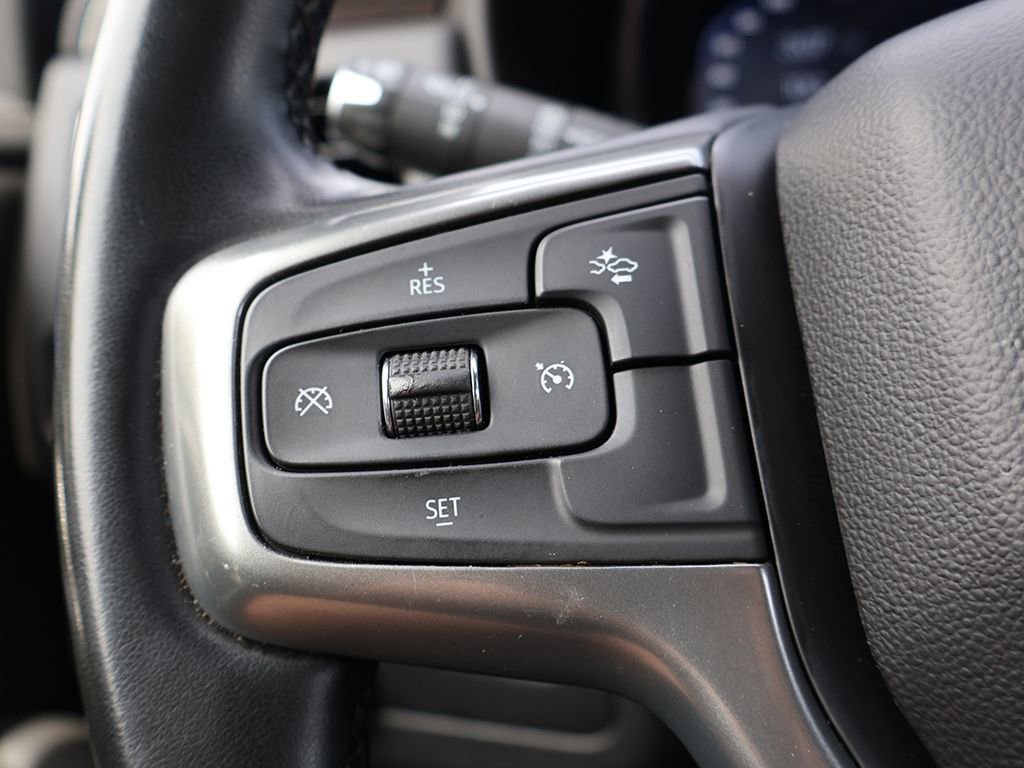 Used 2024 Chevrolet Suburban LT AWD/4WD image 46