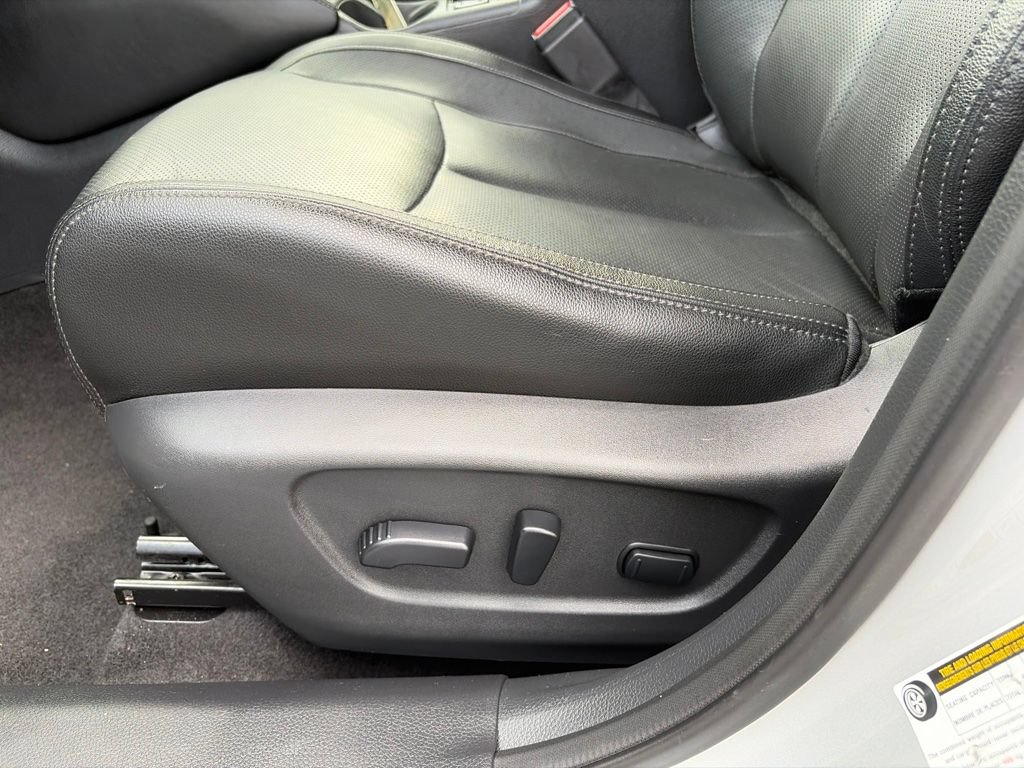 Used 2019 Nissan Rogue SL w/ Premium Package AWD/4WD image 14