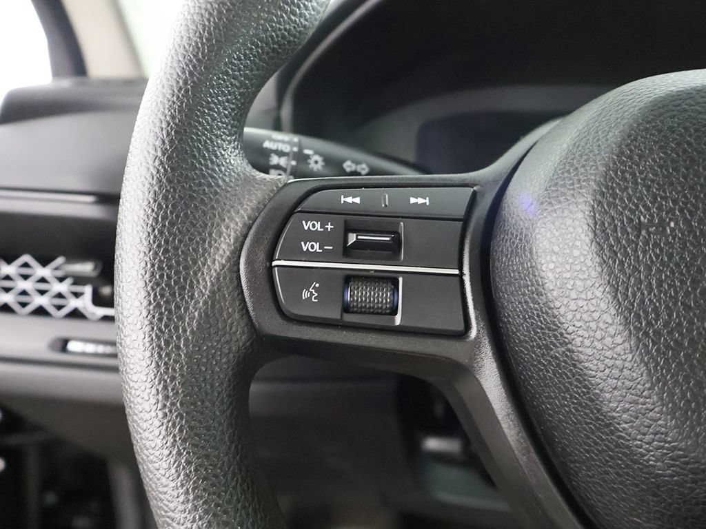Used 2025 Honda Accord LX image 28