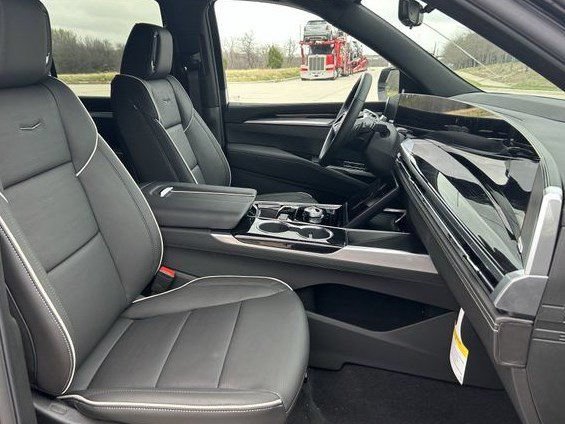 New 2026 Cadillac Escalade Sport w/ Touring Package AWD/4WD image 22