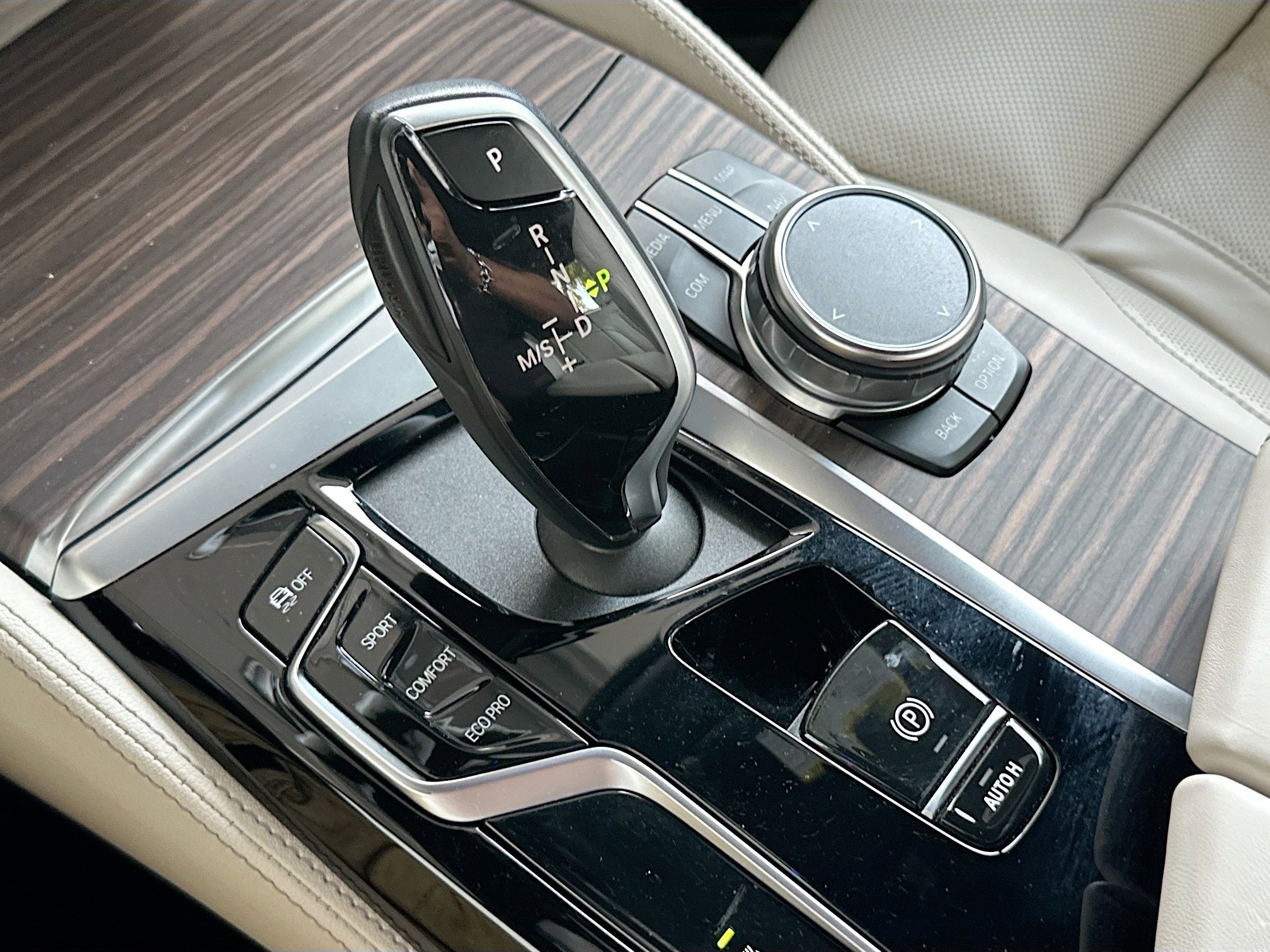 Certified 2023 BMW 540i w/ M Sport Package image 17