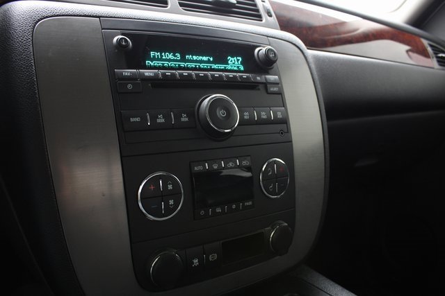 Used 2011 GMC Sierra 2500 SLT w/ Snow Plow Prep Package image 10