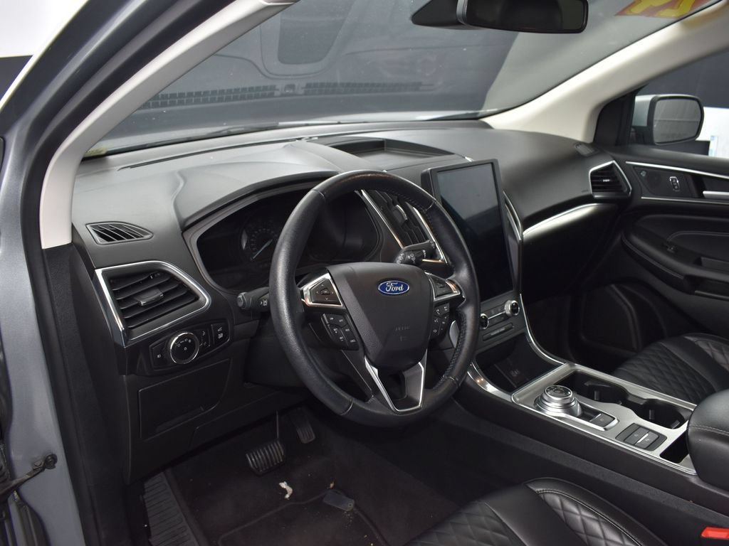 Used 2024 Ford Edge Titanium AWD/4WD image 12