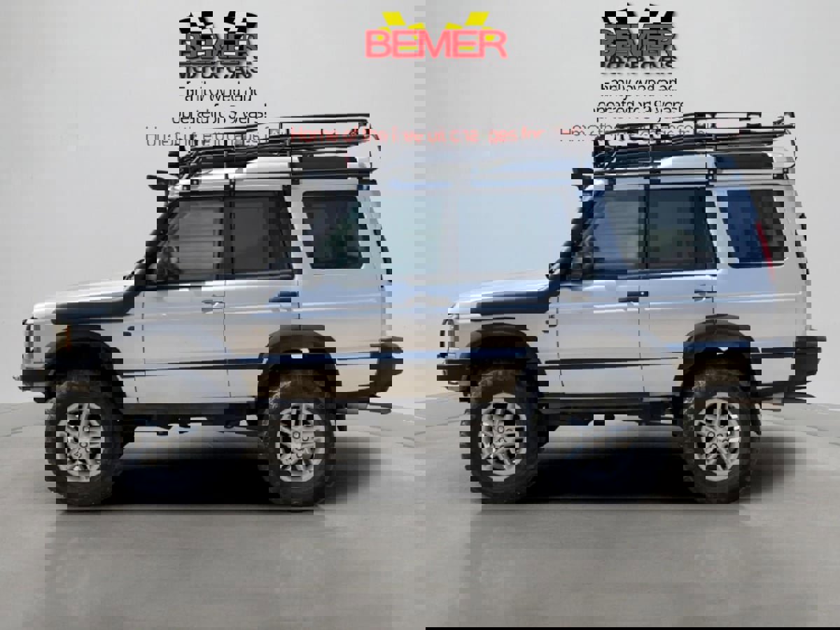 Used 2004 Land Rover Discovery SE image 2