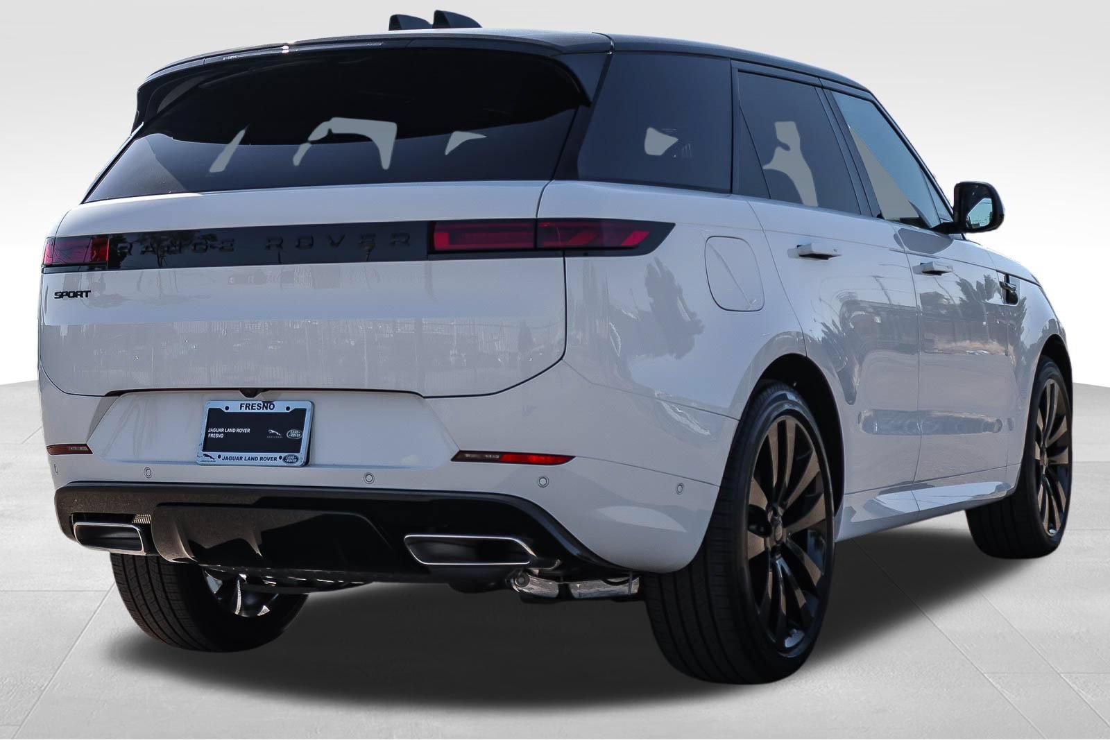 New 2026 Land Rover Range Rover Sport Dynamic SE AWD/4WD image 5